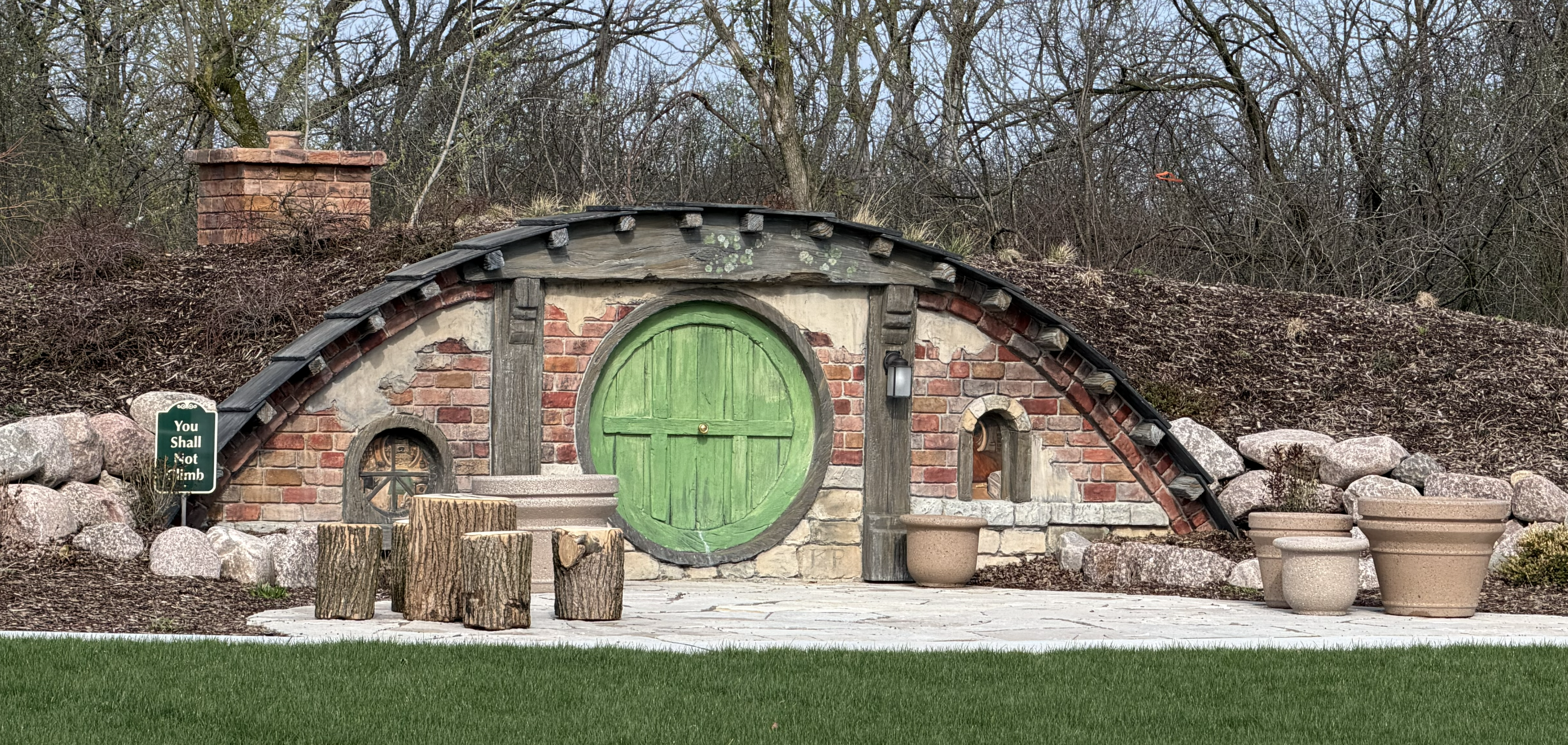 Decorative hobbit inspired berm
